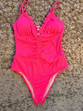 Women’s Hot Pink One-Piece Swimsuit with Scallop Trim